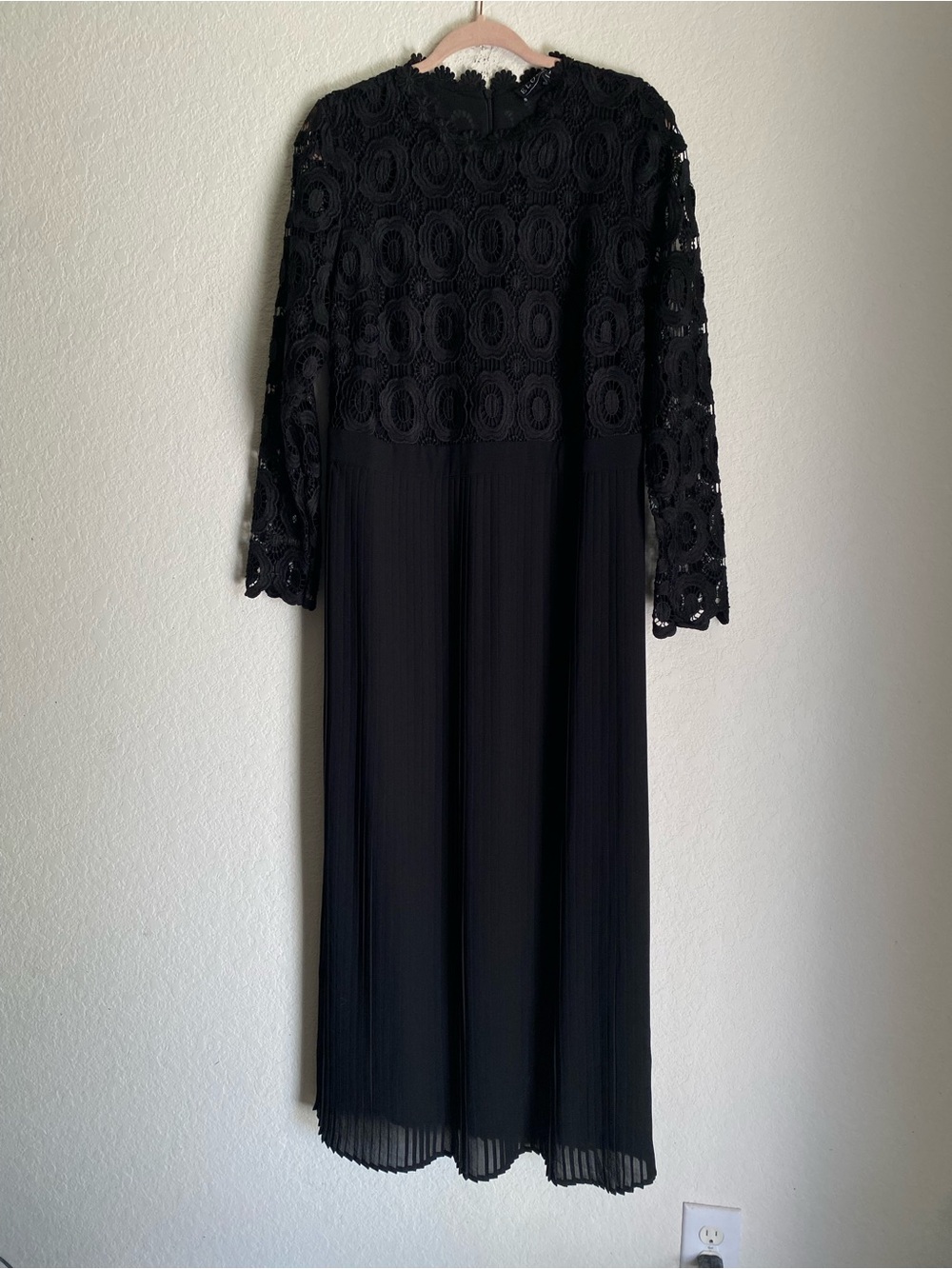 ELOQUII Black Lace Long Sleeves Maxi Pleated Chiffon Skirt Formal Dress 14 New - Picture 3 of 14